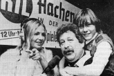 1982-12UhrMittags