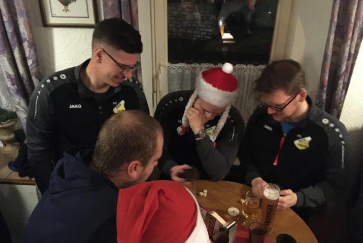 Weihnachtsfeier im Dorfstübchen
