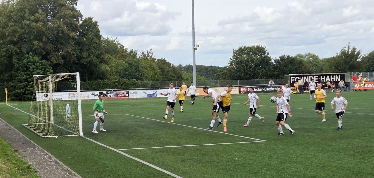 Erste startet mit Last-Minute-Niederlage in die neue Saison